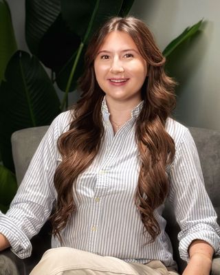 Photo of Sarah Nicolle Chodnicki - Sarah Chodnicki–Bilingual (EN/ES), Anxiety, Trauma, Clinical Social Work/Therapist, LSW