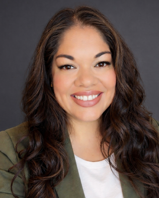 Photo of Vanessa Caraveo, Marriage & Family Therapist, LMFT