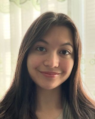 Photo of Elise Abramik, Clinical Social Work/Therapist, MSW, LSW