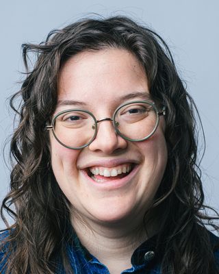 Photo of Eviva Kahne, Licensed Master Social Worker, LMSW