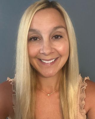 Photo of Kristy Uhl, Clinical Social Work/Therapist, MSW, LISW