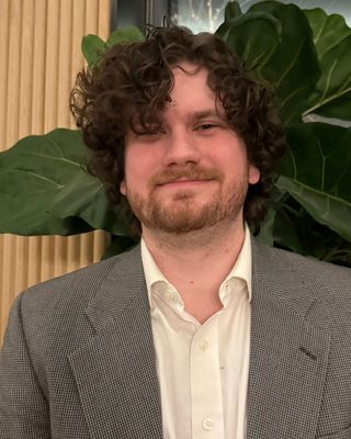 Photo of Noah Resnicow, Limited Licensed Psychologist, MA, TLLP