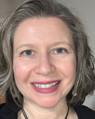 Photo of Becca Duclos, Clinical Social Work/Therapist, LCSW-C