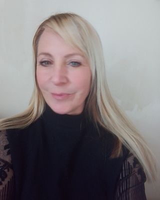 Photo of Amanda Louise Roberts, Counsellor, DCounsPsych, MNCPS Acc.