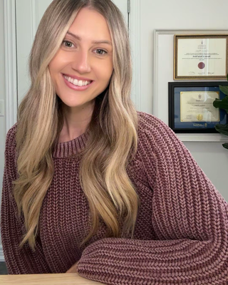 Photo of Lindsay Hagen, Registered Social Worker, BASc, BSW, MSW, RSW