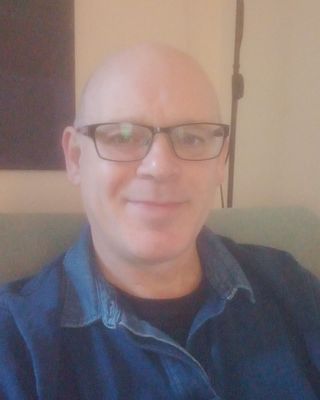 Photo of Andrew Royle, Psychotherapist, MA, MUKCP