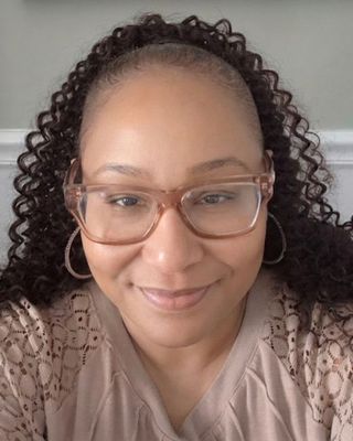 Photo of Felechia M Lewis, Clinical Social Work/Therapist, LCSW
