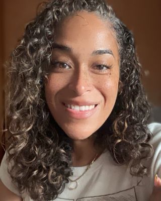 Photo of Glendalee L Muniz, Clinical Social Work/Therapist, LCSW