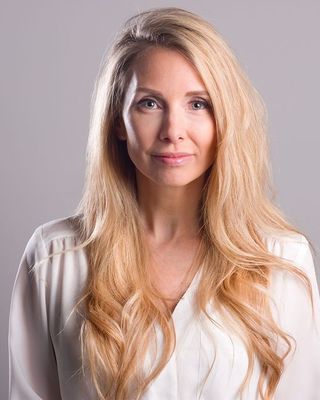 Photo of Dr Melany McKenna - WellbeingWorks, Dr Melany McKenna and Associates, Psychologist, HCPC - Clin. Psych.