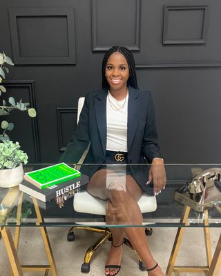 Photo of Keileisha Weaver, Licensed Professional Clinical Counselor, LPCC