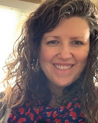 Photo of Laura Kay-Ntongwe, Registered Psychotherapist (Qualifying)