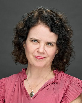 Photo of Elisabeth Oldmixon, Clinical Social Work/Therapist, MSSW, LCSWA, LMSW