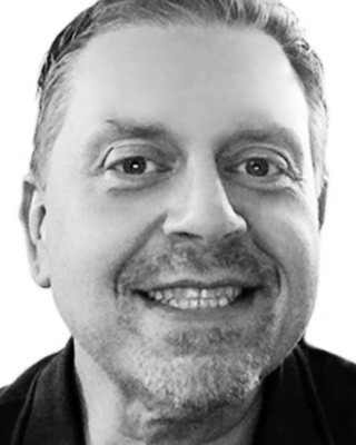 Photo of Matthew Lowe, Psychiatrist