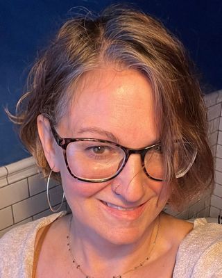 Photo of Erica L Gongloff, Registered Psychotherapist, CLCP