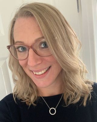 Photo of Rachel Brown, Counsellor, MBACP Accred