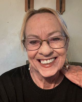 Photo of Elaine Akins, Licensed Professional Counselor, LMHC
