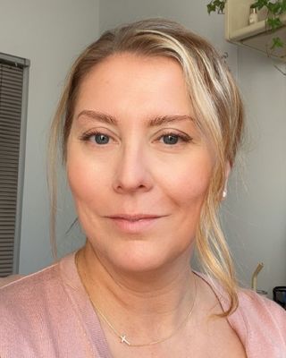 Photo of Angela Silva, Clinical Social Work/Therapist, LCSW