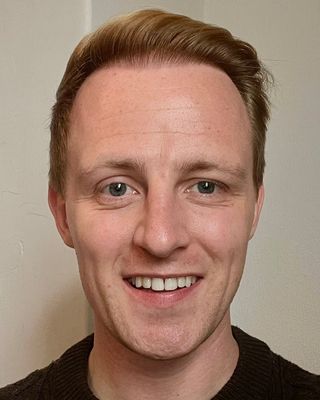 Photo of Chris Sculthorp, Counsellor, MNCPS Acc.