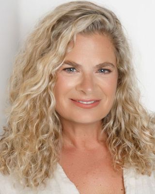 Photo of Hope C Cooke - The Middle Path. Intensive Outpatient Program, Clinical Social Work/Therapist, LCSW, LISW-CP, C-DBT