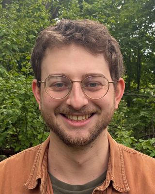 Photo of Daniel Edlin, Clinical Social Work/Therapist, LICSW