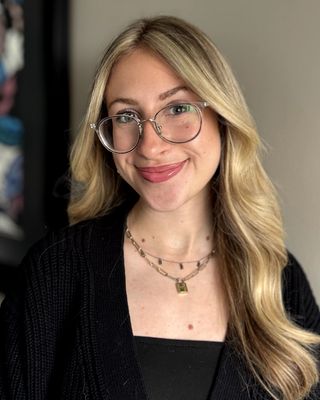 Photo of Nicky Polansky, Registered Psychotherapist (Qualifying), MA