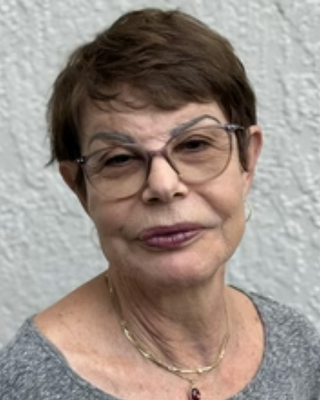 Photo of Daniela Venanzetti, Clinical Social Work/Therapist, LCSW