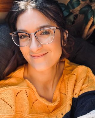 Photo of Nicci Carpentier, Clinical Social Work/Therapist, MSW, LICSW
