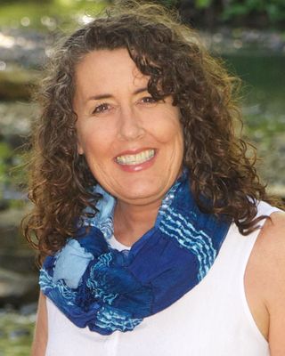 Photo of Mindy Sutton, Marriage & Family Therapist Associate in Sherwood, OR