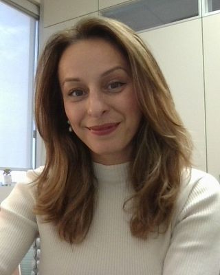 Photo of Nada Jarmakani, Registered Psychotherapist