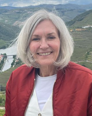 Photo of Katherine Tomkinson, Marriage & Family Therapist, BASc, MSc, RP, RMFT