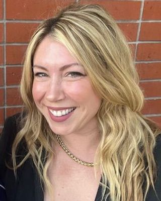 Photo of Anais Plasketes, Marriage & Family Therapist, MA, LMFT