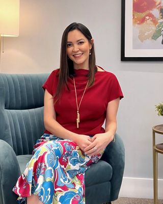 Photo of Vivian Thomas, Psychiatric Nurse Practitioner, DNP, MSN, ARNP, PMHNP, AGACNP