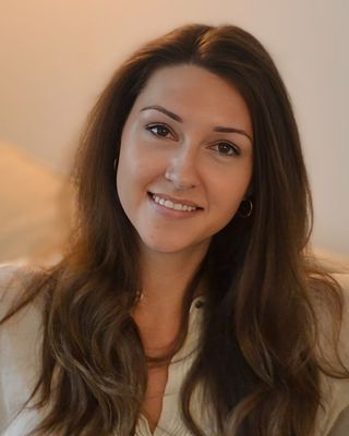 Photo of Alerica Carr - Alerica Carr | Interracial Relationships & Couples, Registered Psychotherapist (Qualifying), BA, MACP