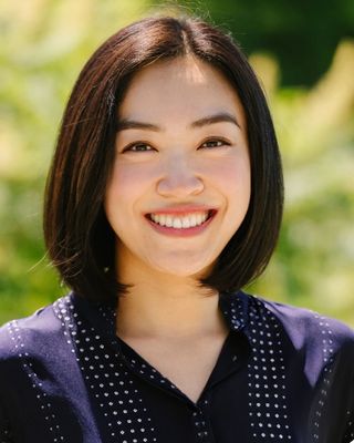 Photo of Emerald Zhang, MHC-LP