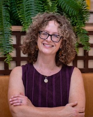 Photo of Carly Fox, Clinical Social Work/Therapist, MSW, LCSW, CMC, RYT