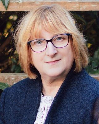 Photo of Julia Samworth, Psychotherapist, MUKCP