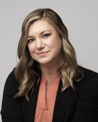 Photo of Amanda Running, Registered Psychotherapist (Qualifying), MA