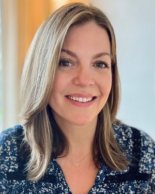 Photo of Angela McLean, Clinical Social Work/Therapist, MSW, LCSW