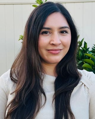 Photo of Roxana Calderon, Clinical Social Work/Therapist, LCSW