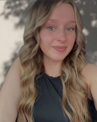 Photo of Shelbie Wiles, Pre-Licensed Professional, LPCA, NCC