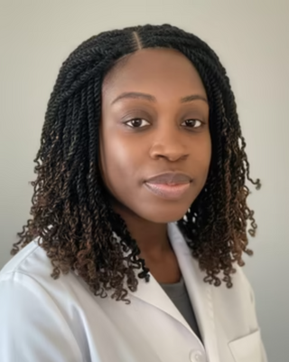 Photo of Theresa Amadi, Psychiatric Nurse Practitioner, PMHNP