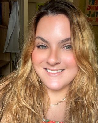 Photo of Alexis Campaneo, Associate Professional Counselor, BS, MSCP, LAPC