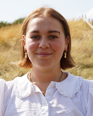 Photo of Harriet Louise Jones - Harriet Louise , Counsellor, MNCPS Acc.