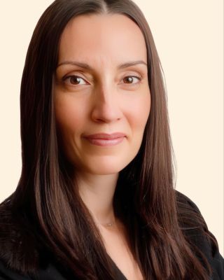Photo of Dr. Danielle Giuliano, Psychiatric Nurse Practitioner, PhD, PMHNP-B