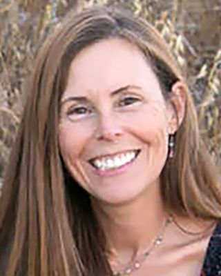 Photo of Dominique Yarritu, Marriage & Family Therapist, PhD, MFT