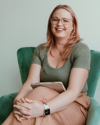 Photo of Holly Smallbone, Psychologist, PsyBA Endorsed