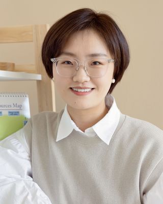 Photo of Josie Xun Liu, Counsellor in Langley, BC