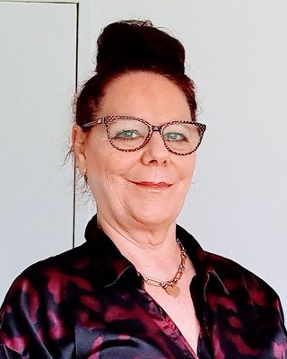 Photo of Linda Bebbington, Psychotherapist, MSc, MBACP Accred