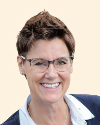 Photo of Tracey Darling, Licensed Master Social Worker, MSW, LMSW