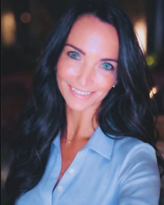 Photo of Holly Duncan, Clinical Social Work/Therapist, LCSW, CAC, LCADC